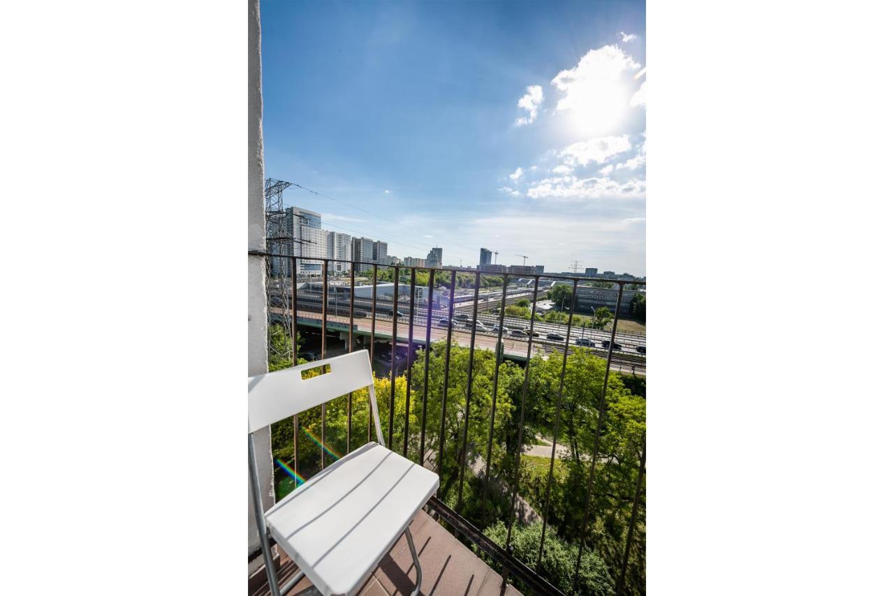 Metro Dworzec Gdanski Elegant Studio Apartment วอร์ซอ ภายนอก รูปภาพ