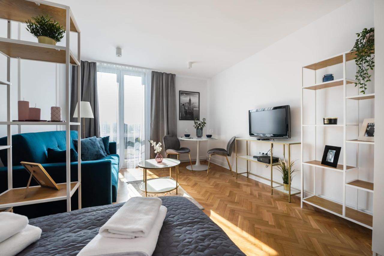 Metro Dworzec Gdanski Elegant Studio Apartment วอร์ซอ ภายนอก รูปภาพ